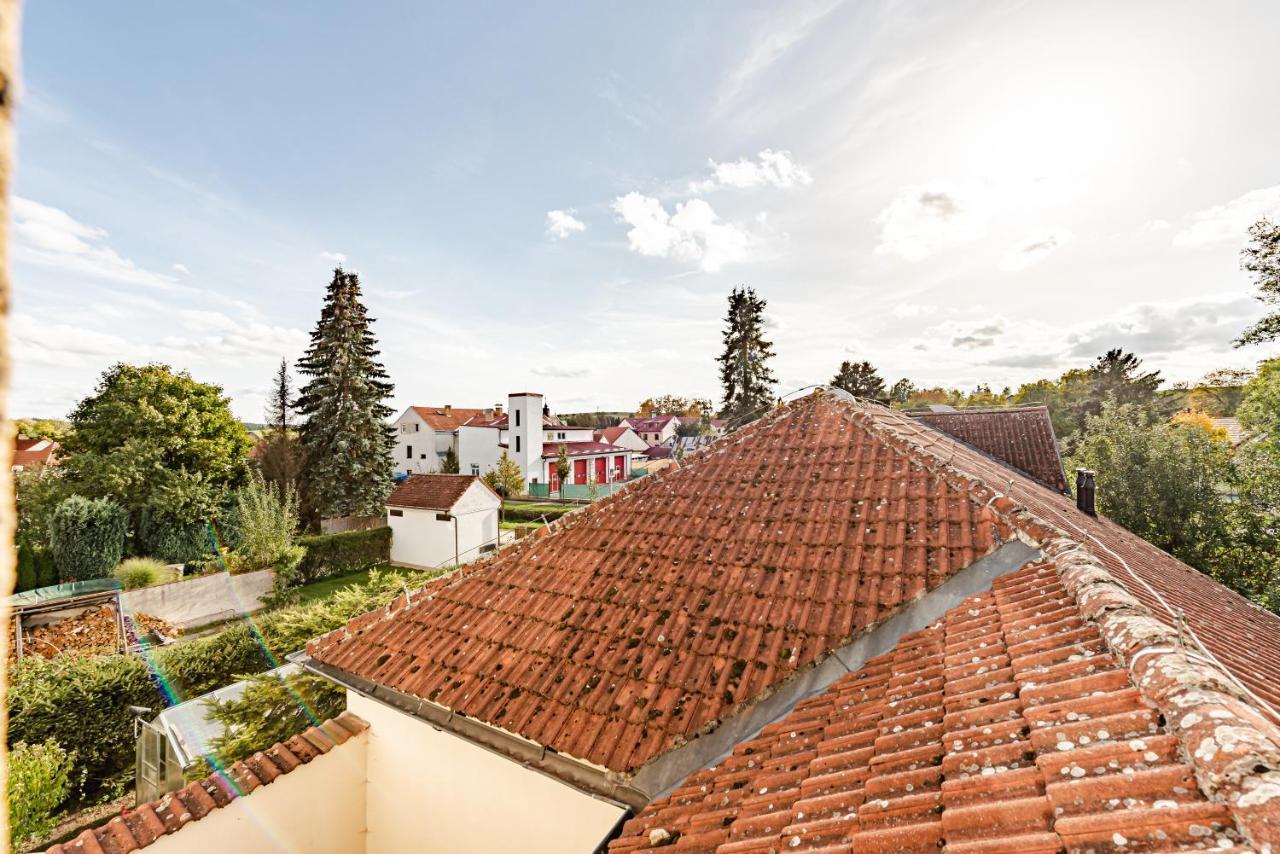 Hotel Pivonka Slavonice Exterior photo